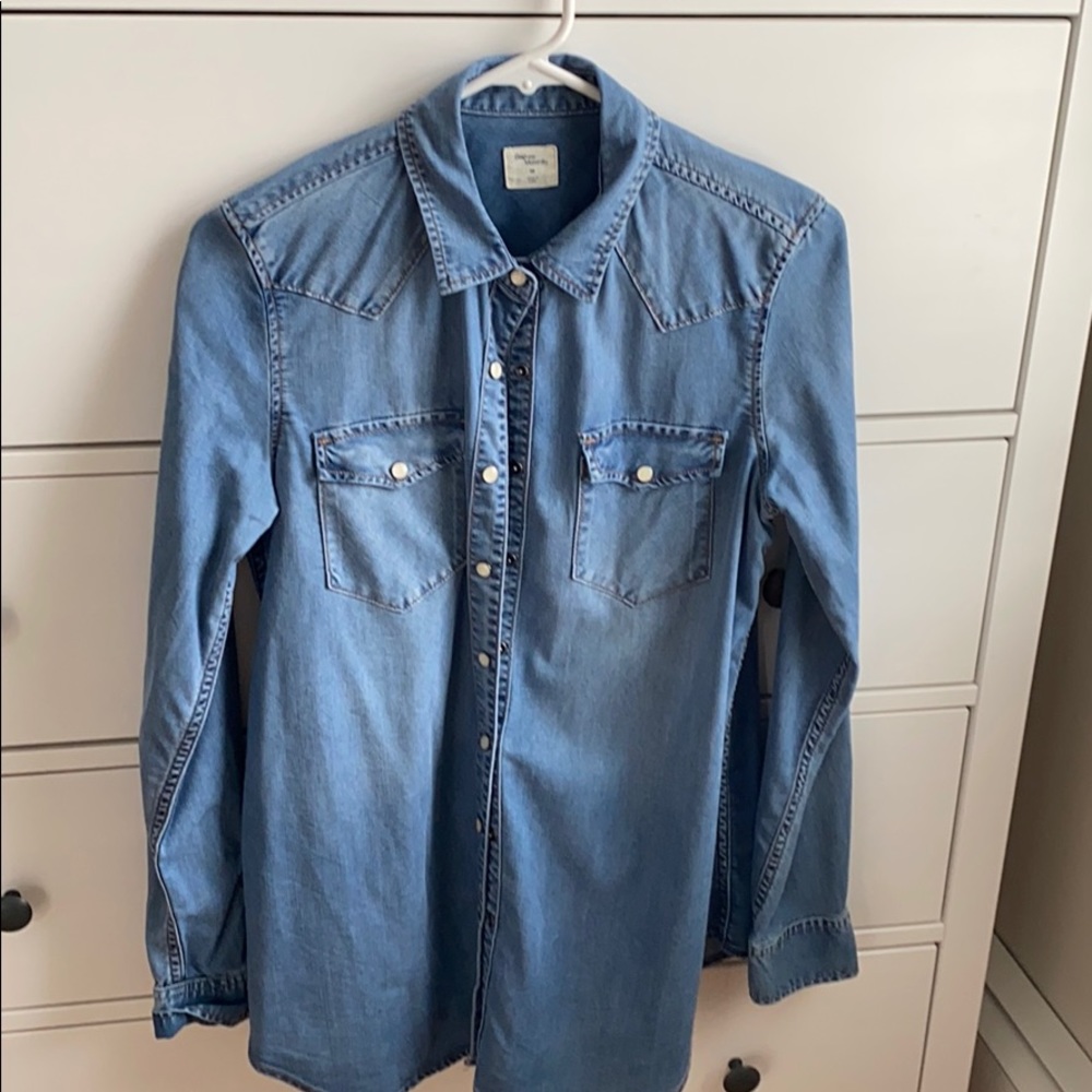 Gap maternity xs denim shirt